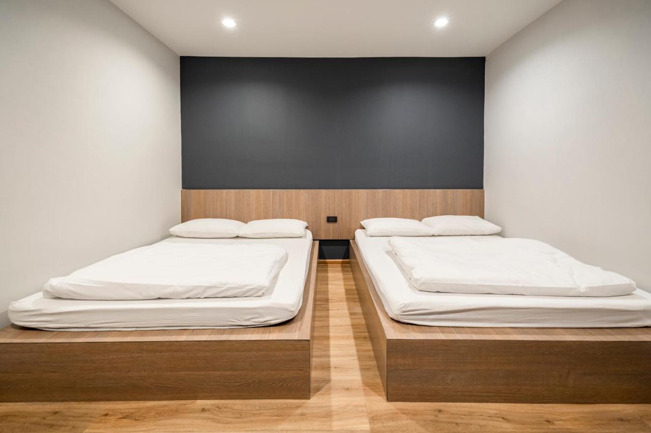 Hostel 19A Bangkok Zewnętrze zdjęcie